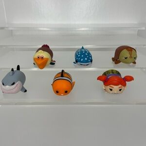 Finding Nemo and Dory Disney Tsum Tsum Vinyl Figures